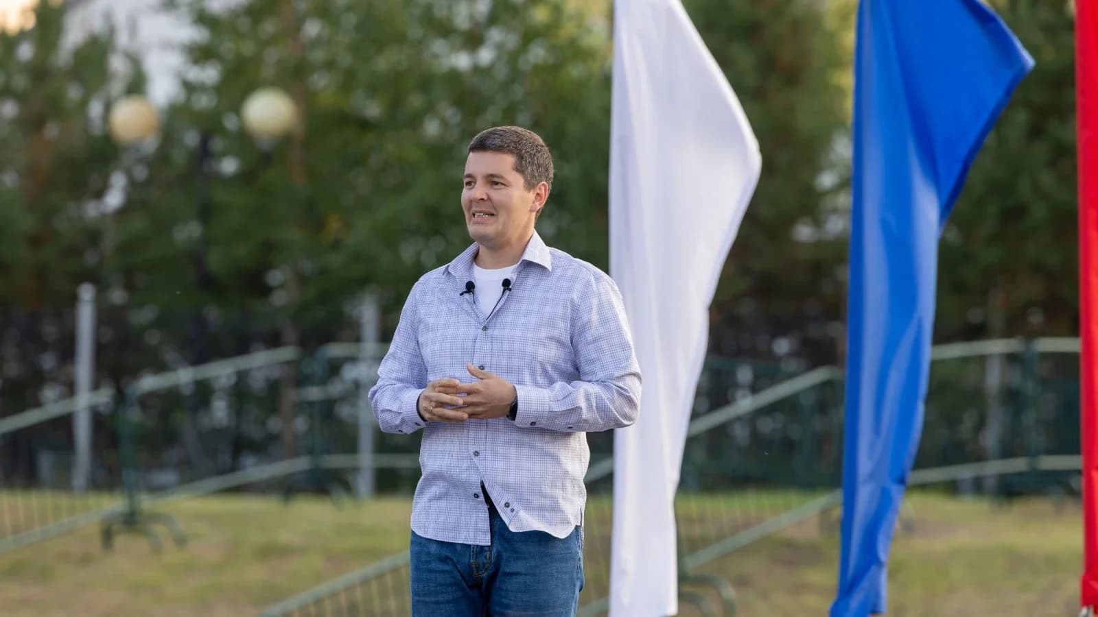 Дмитрий Артюхов на встрече с жителями Тарко-Сале отметил преображение всего Пуровского района