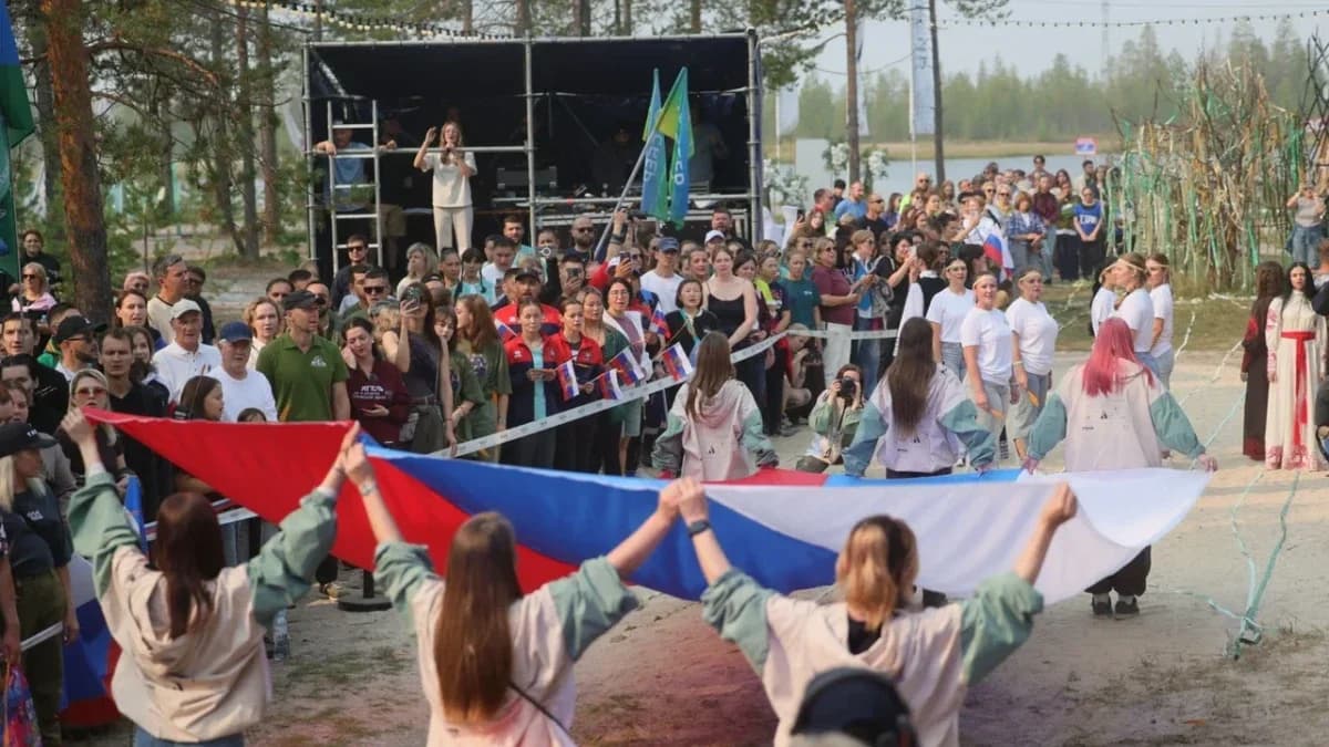 На старт –– внимание –– «Ягель»: в Пуровском районе торжественно открыли молодежный фестиваль