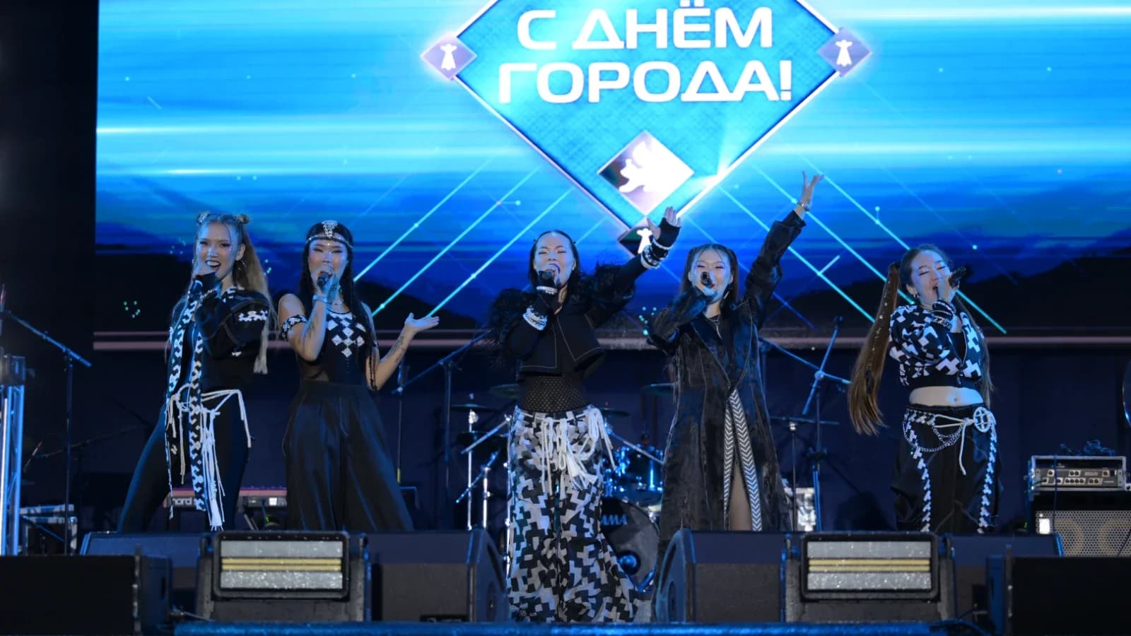 В Тарко-Сале выступили творческие коллективы с северным колоритом